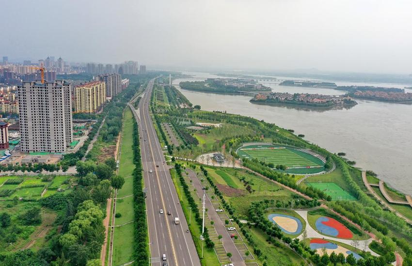 Mu Yu // Xinhua via Getty Images