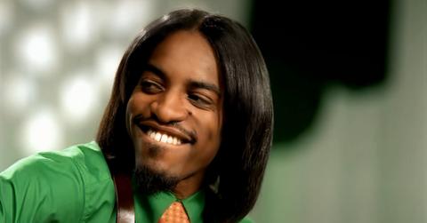 Andre 3000 in the "Hey Ya" music video.