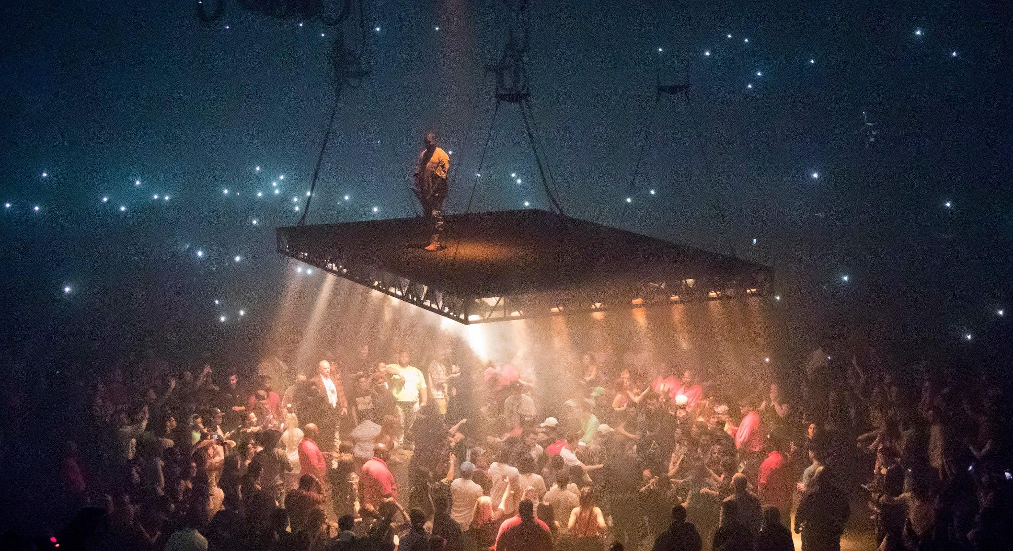 kanye on saint pablo tour