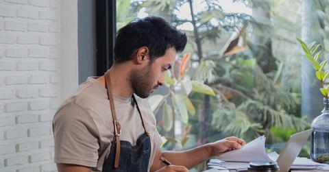 The holiday late-pay list: Industries where invoices slow down most from November to January