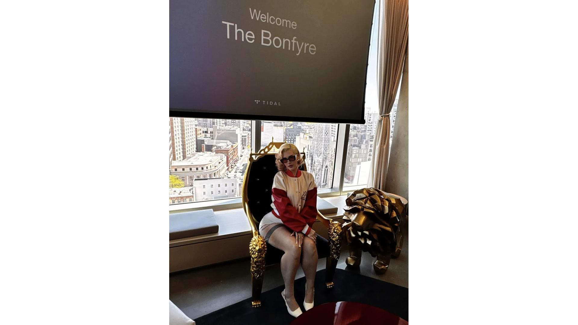 Photo via @thebonfyre on Instagram.