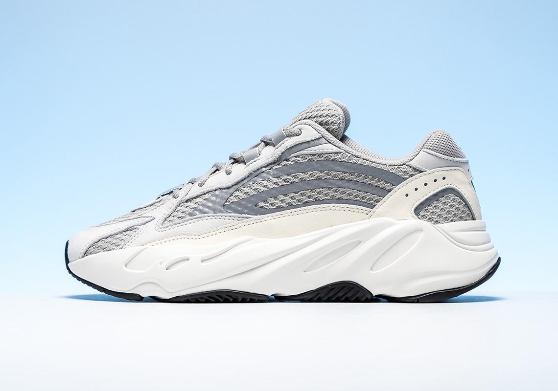 Yeezy 700 cheap release 2018