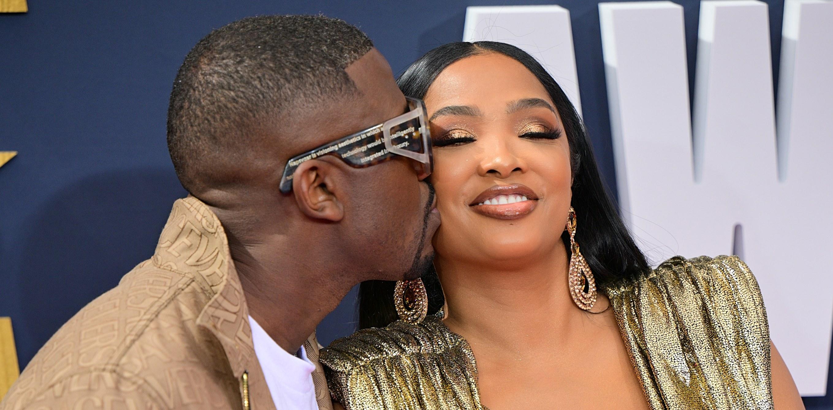 ray j and princess love arrive to the  bet awards