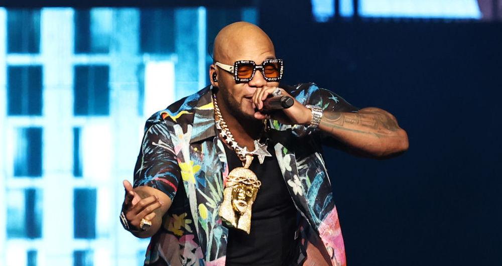 Flo Rida performing