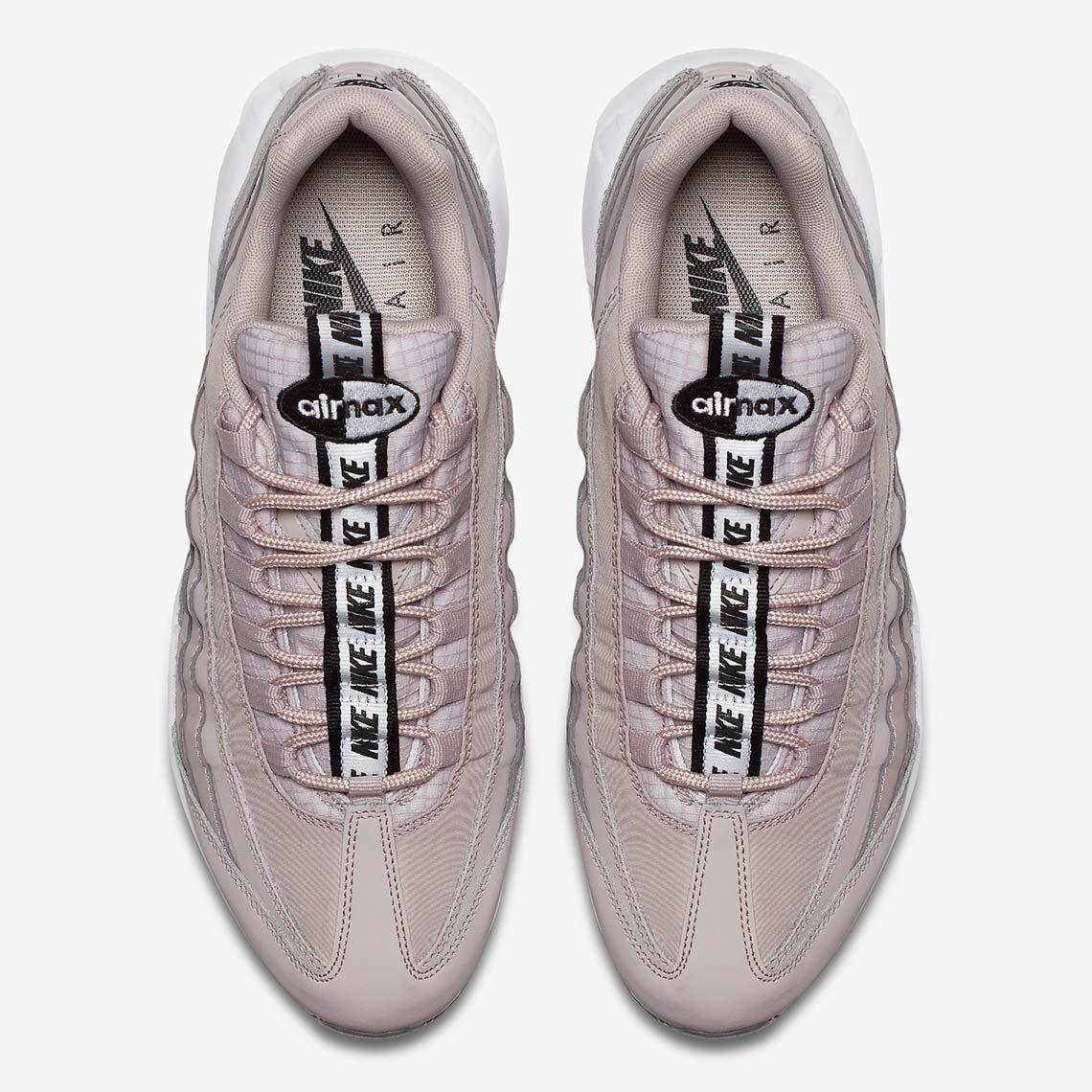 wp content/uploads///nike air max  pull tab aq