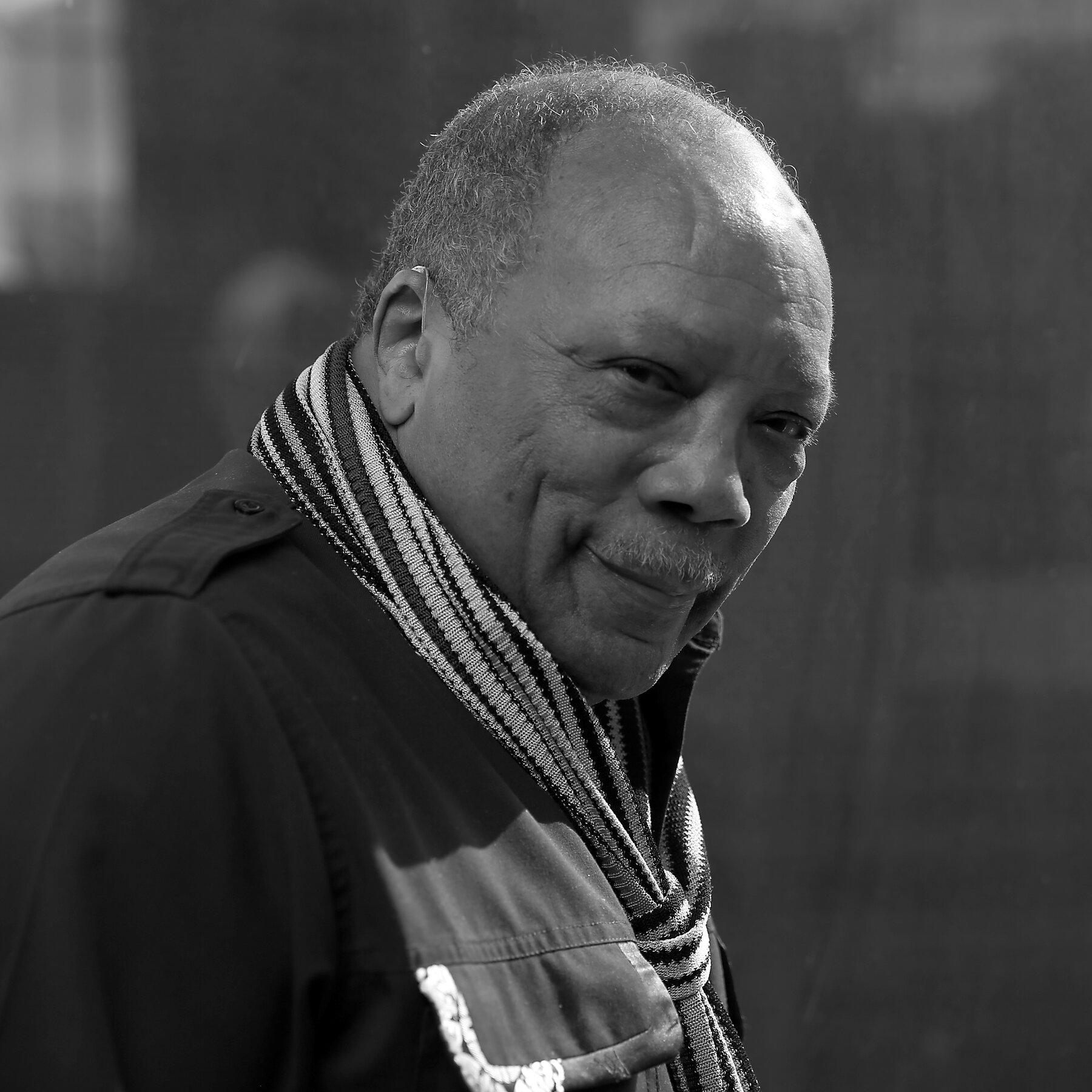 quincy obit mediumsquareatx