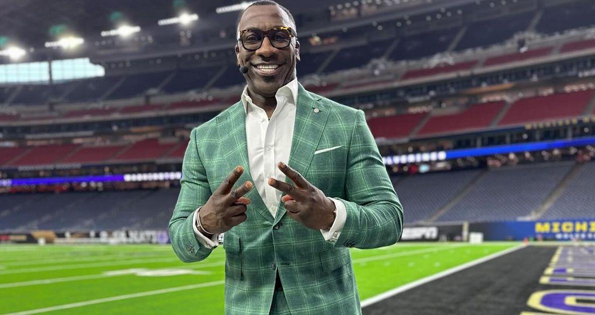 shannon sharpe on the football field