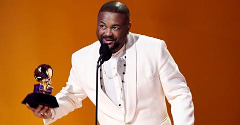 erius "The-Dream" Gesteelde-Diamant accepts the Best R&B Song award