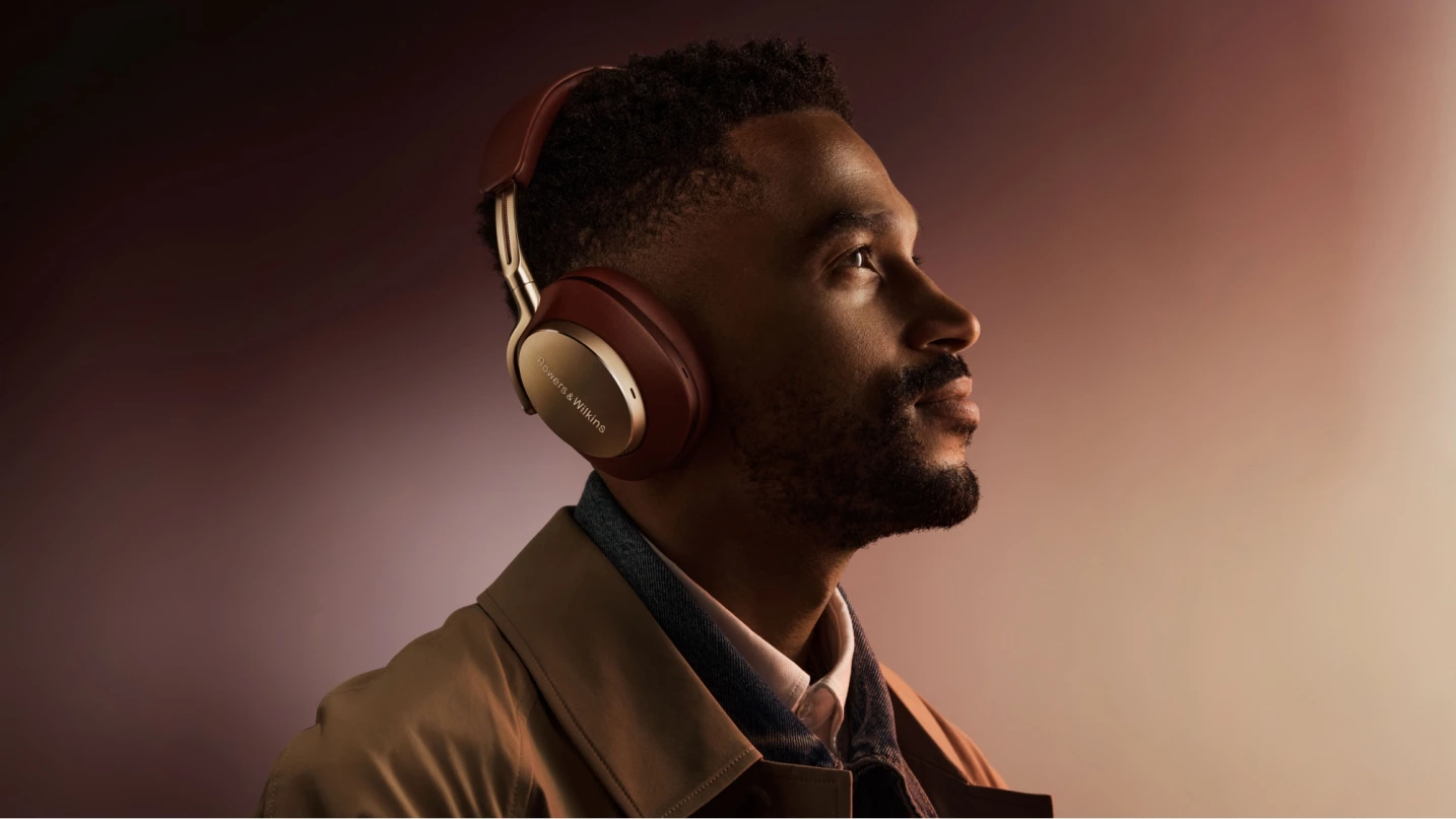 Bowers & Wilkins Px8